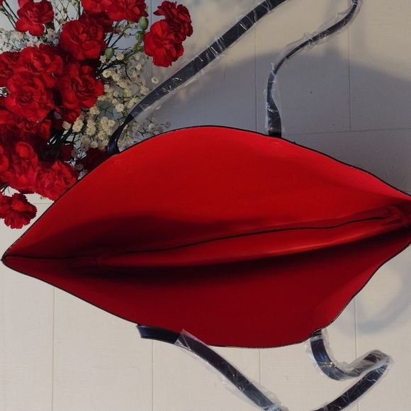 Victoria Secret floral tote - Picture 4 of 4